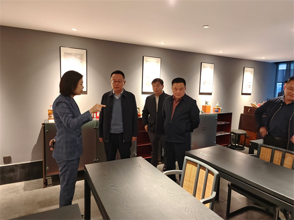 11月17日，洪董陪同汪凱書記一行赴杭州廬境西溪酒店考察調(diào)研1.jpg