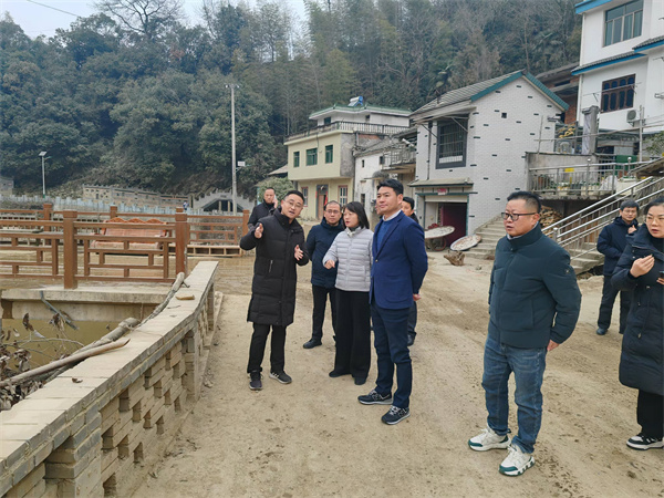 1月7日，江卓琪副市長(zhǎng)帶隊(duì)督查賢源河災(zāi)后治理事宜。.jpg